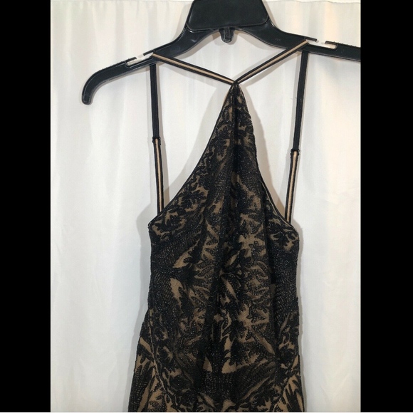 NEW Tadashi Shoji Enola Embroidered‎ Tulle Gown - Picture 3 of 8